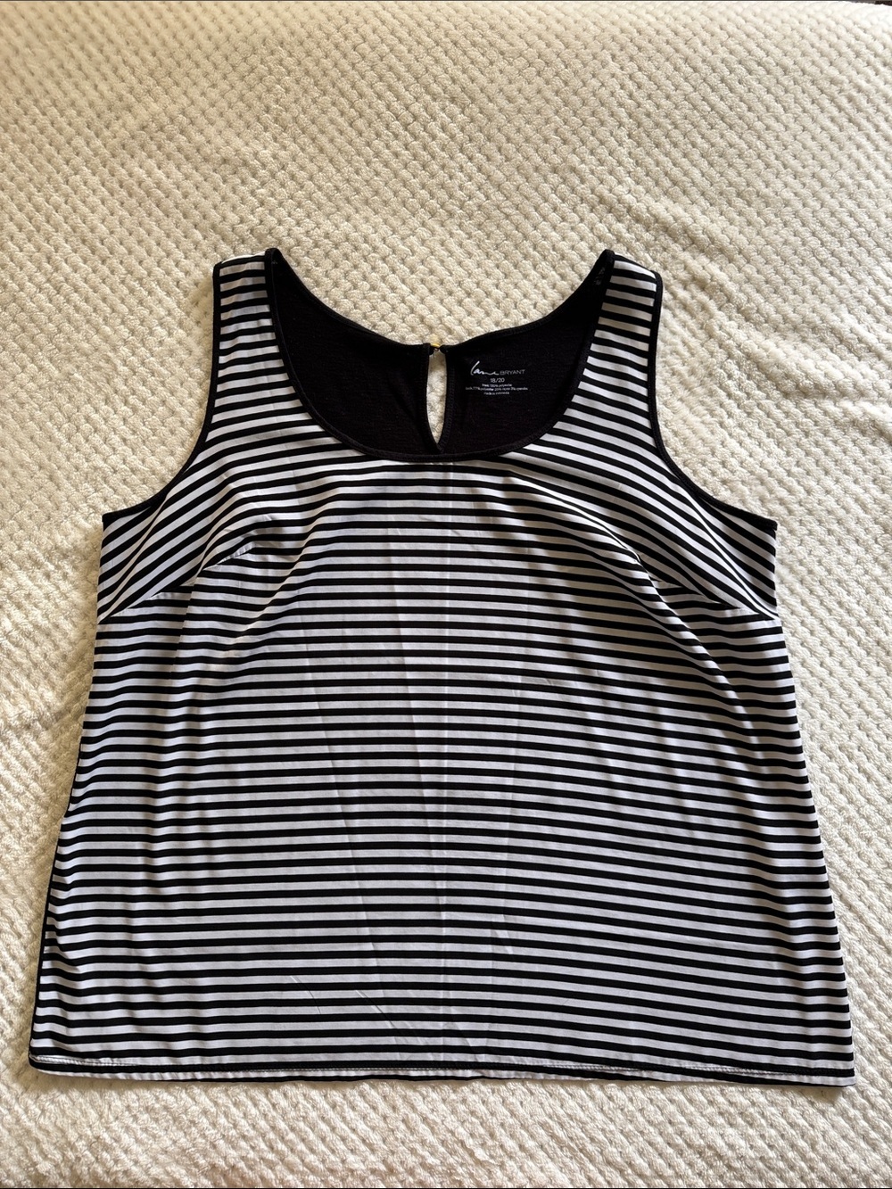 👚 Lane Bryant Black & White Striped Sleeveless Tank Top – Women’s Size 18/20